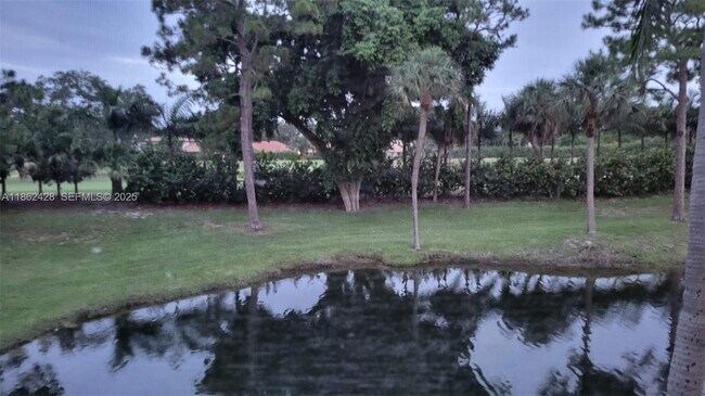 Building Photo - 6562 Boca Del Mar Dr