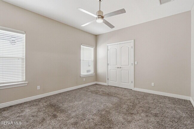 Building Photo - 14925 Tierra Mirage Ave