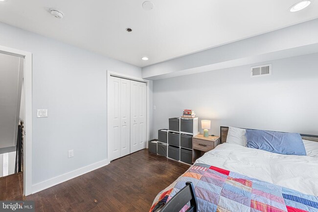 Building Photo - 2019 Abigail St