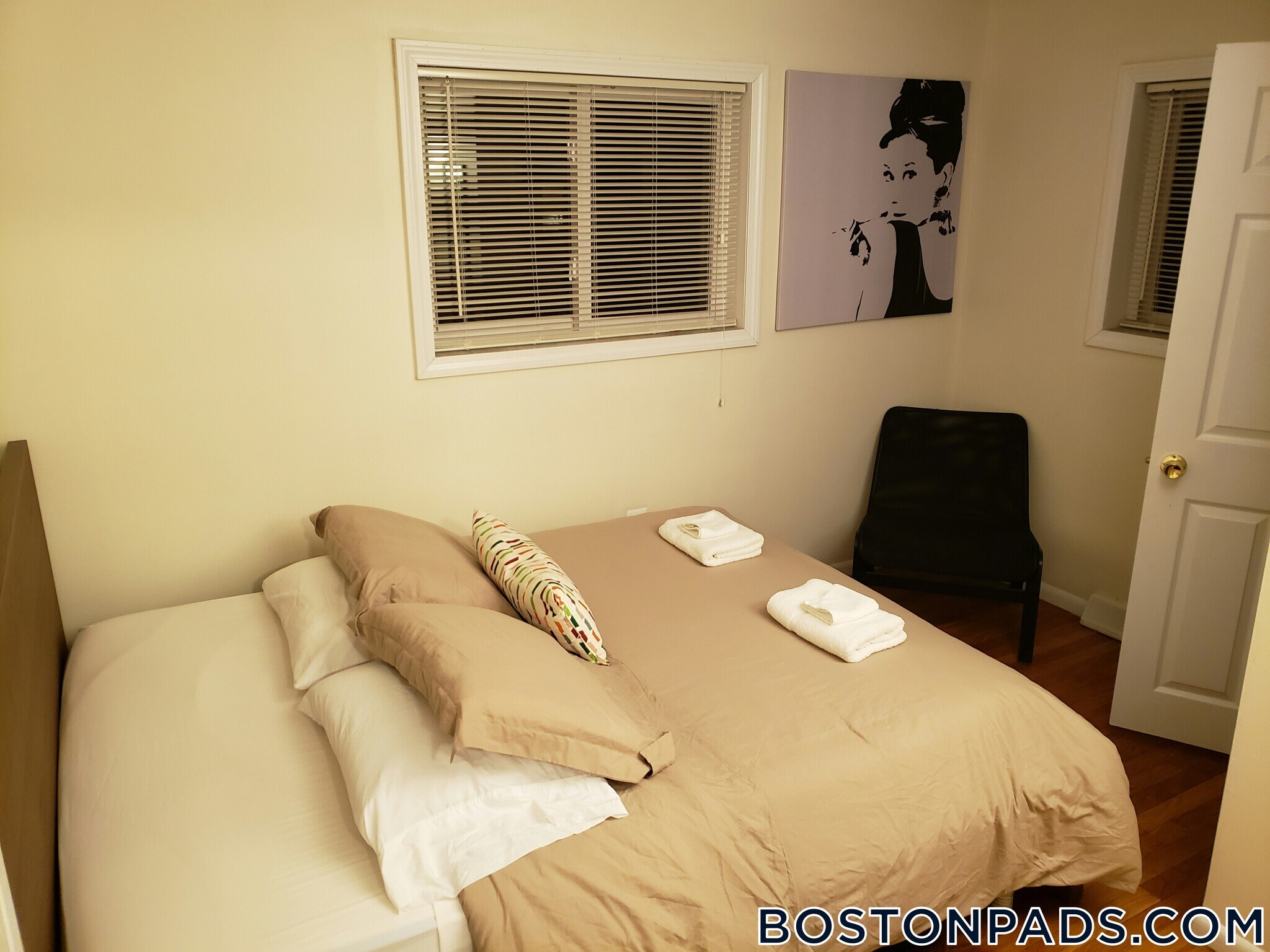 Building Photo - 21 Oxford Cir