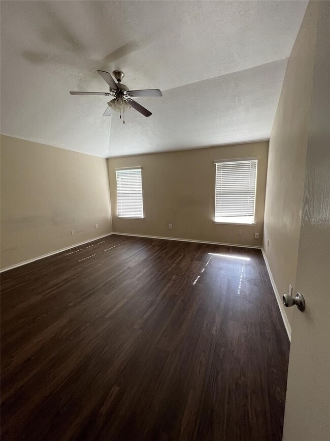 Building Photo - 1410 Greenwichwood Ln