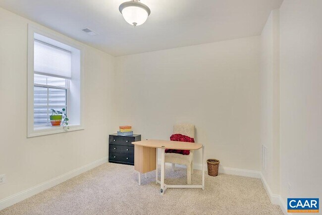 Building Photo - 980 Belvedere Way