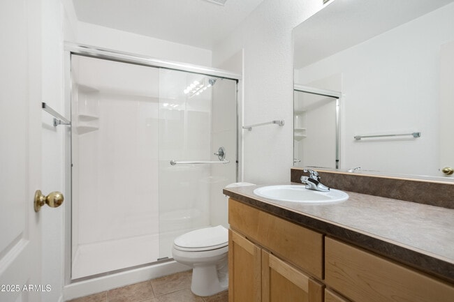 Building Photo - 813 Ocotillo Dr