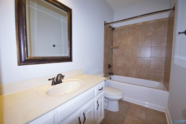 Building Photo - 109 Wolf Creek Trail SW