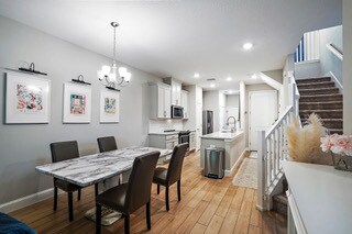 Building Photo - Like New Townhome in Heritage Oaks!