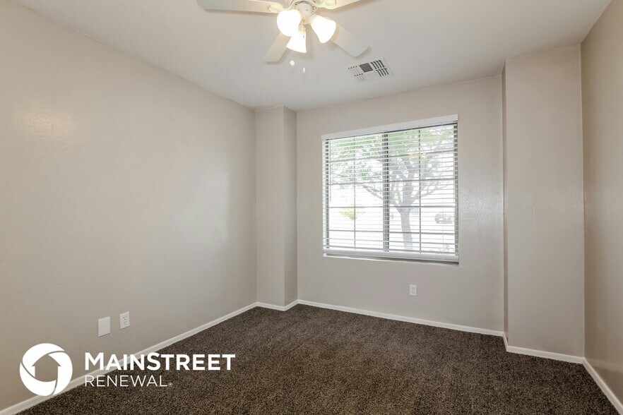 Building Photo - 14916 N 125th Ln