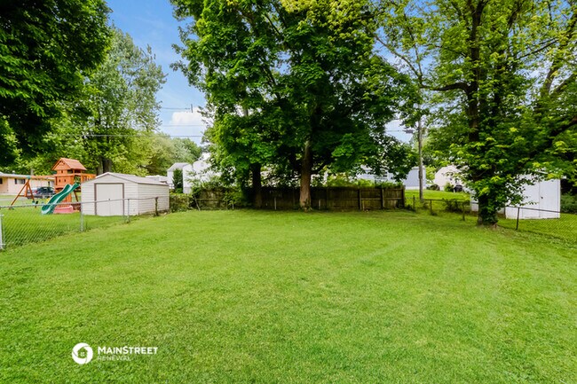 Building Photo - 9150 Harold Dr