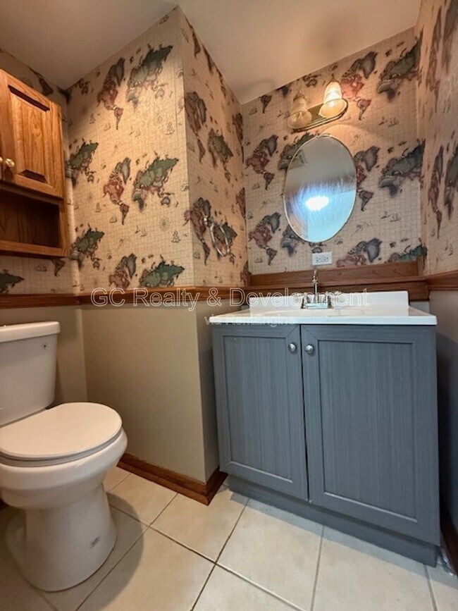 Building Photo - 140 Leslie Ln