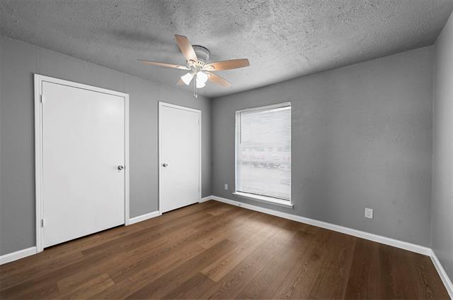 Building Photo - 10430 Las Brisas Dr