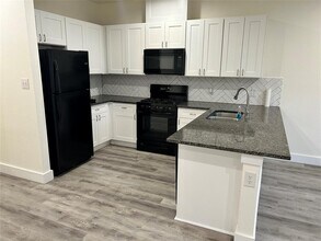 Building Photo - 6827 Mcwilliams Dr