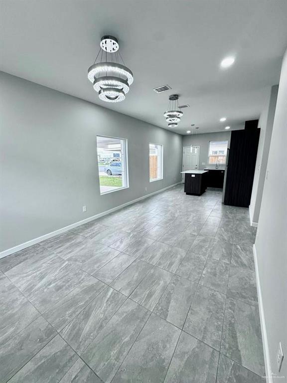 Building Photo - 18 Robin