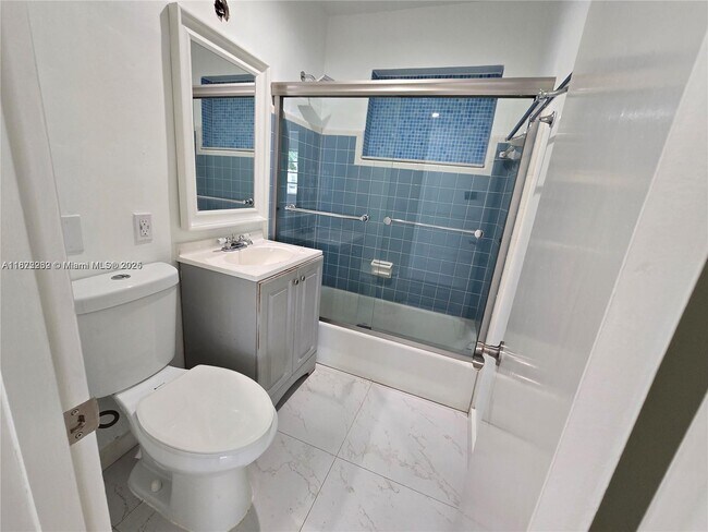Building Photo - 10981 SW 44th St