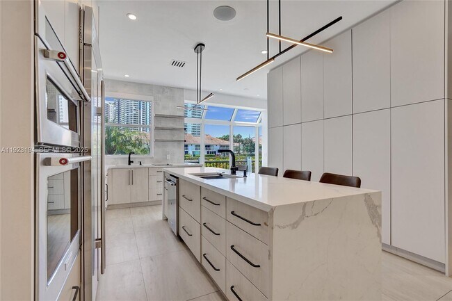 Building Photo - 3757 NE 208th Terrace