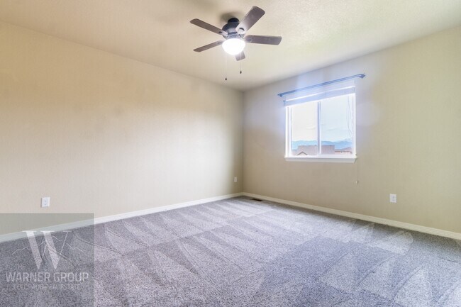 Building Photo - 10652 Abrams Dr