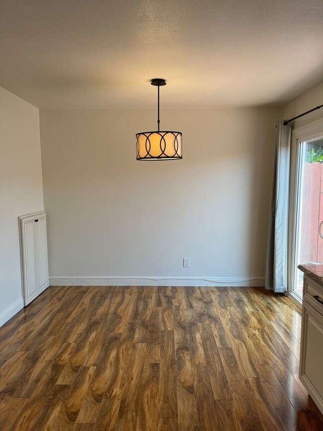 Building Photo - Welcome to the Rossmoor Town Houses, Rossm...