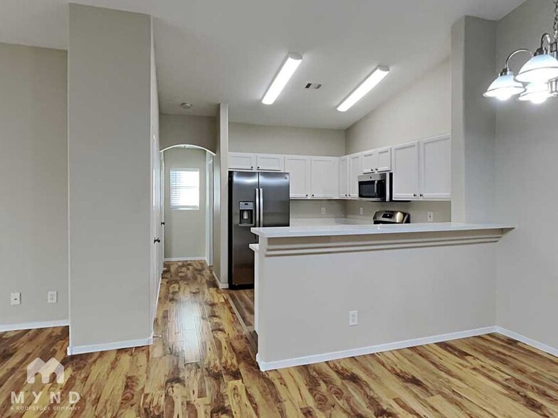 Building Photo - 2590 Alias Smith Dr