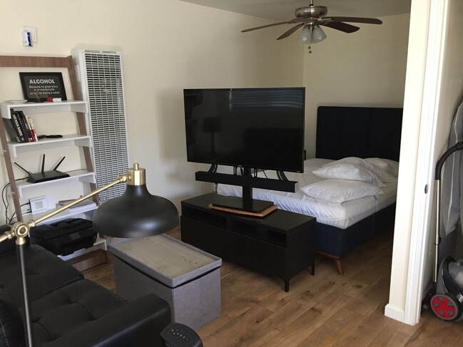 possible layout - 3052 West Blvd