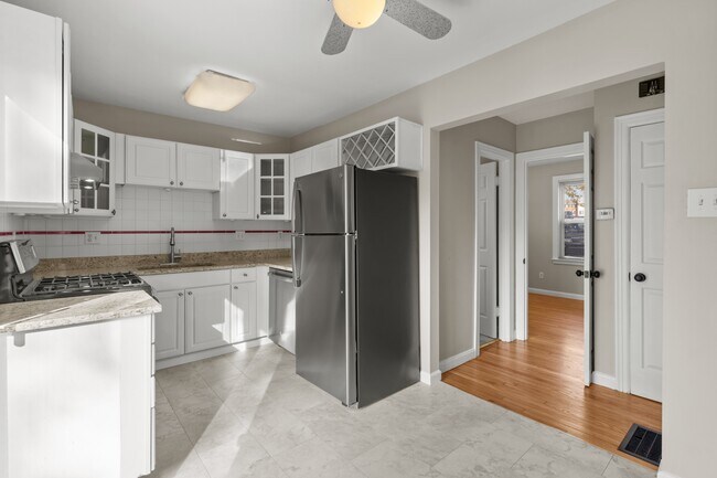 Building Photo - 963 Collier Pl