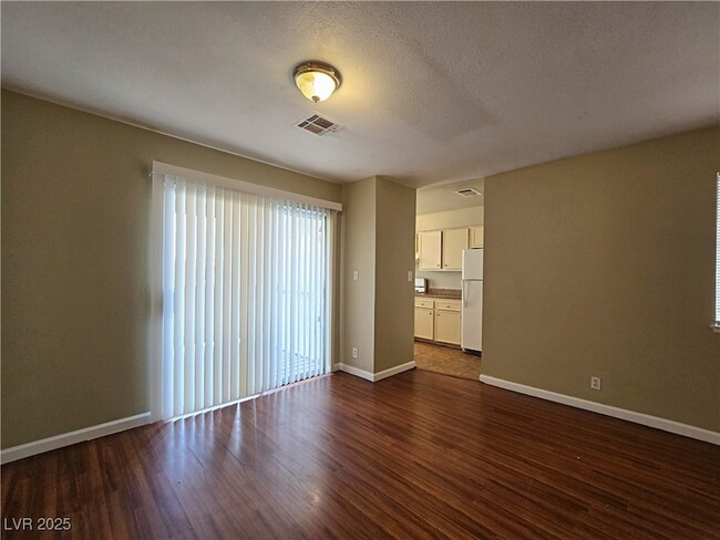 Building Photo - 5357 Del Gado Dr