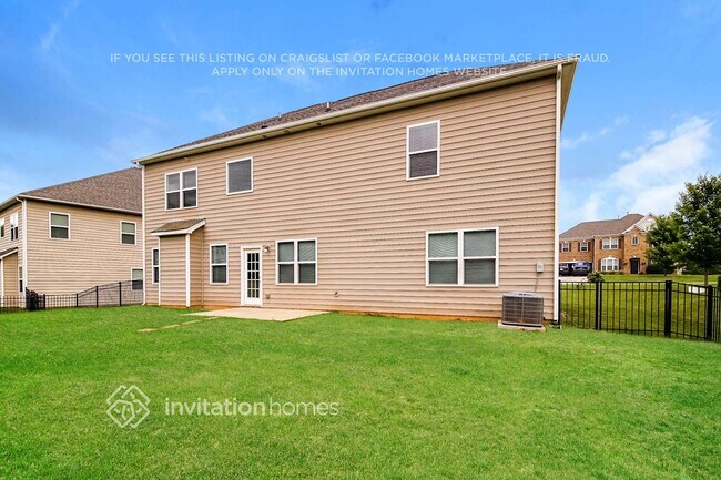 Building Photo - 190 Sassafras Rd