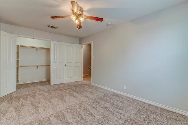 Building Photo - 126 Sandstone Dr