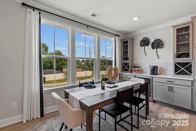 Building Photo - 5029 Westmead Ln