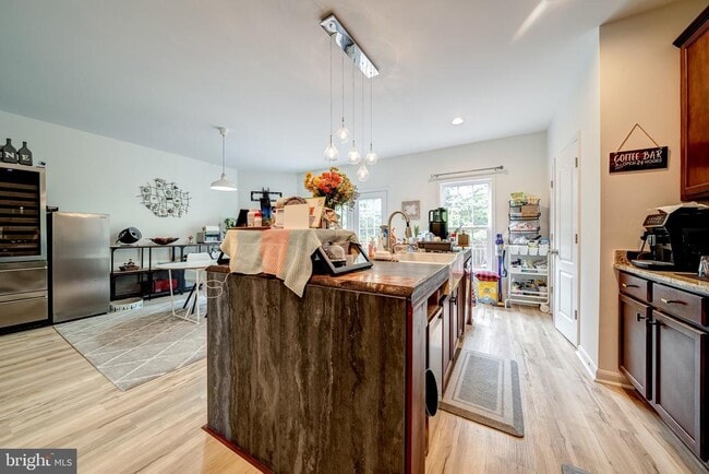 Building Photo - 25210 Quartzite Terrace