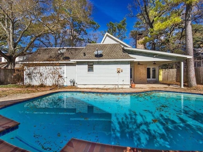Building Photo - 10519 Laneview Dr