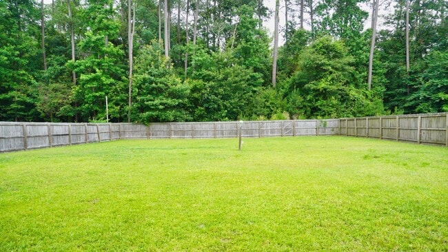 Building Photo - 3 Bedroom 2 Bath in Richlands