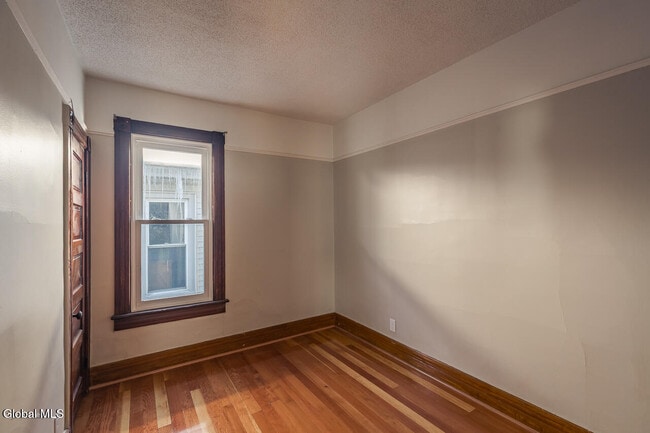 Building Photo - 65 Van Derveer St