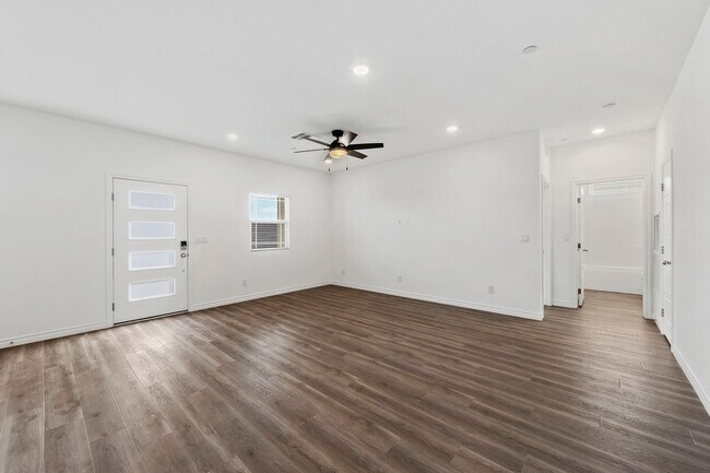 Building Photo - New Henderson Gated Active Adult Community!