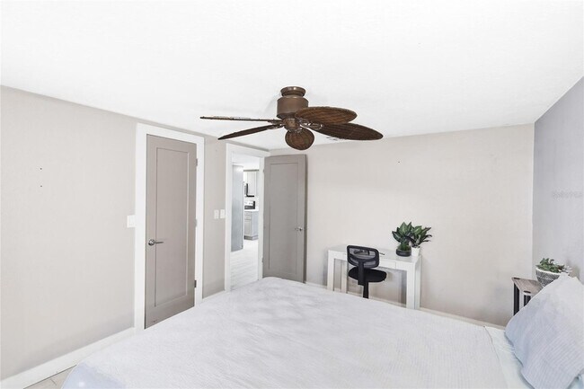 Building Photo - 5320 Moeller Ave