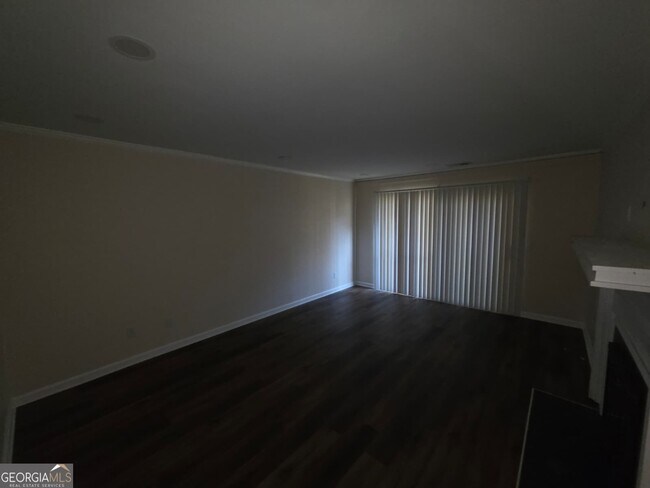 Building Photo - 76 Willowick Dr