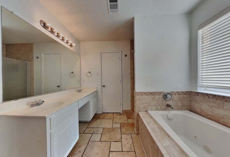 Building Photo - 344 McMurtry Dr