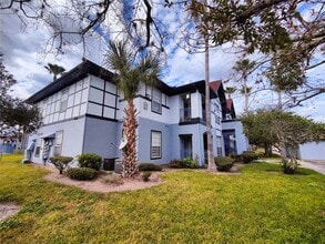 Building Photo - 3737 Castle Pines Ln