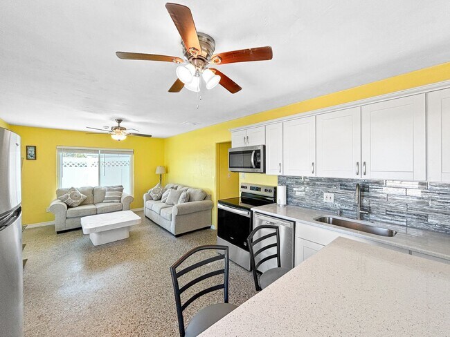 Building Photo - 11400 2nd St E