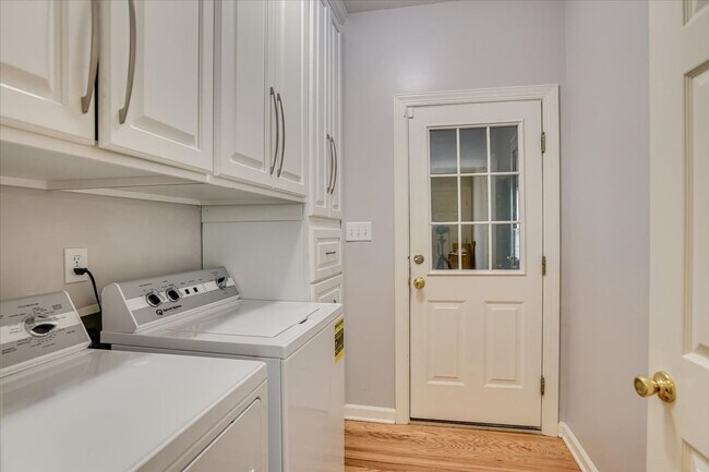 Building Photo - 4363 Wisteria Ct