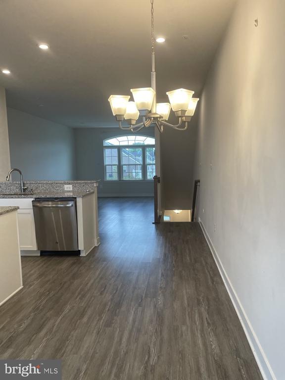 Building Photo - 6415 Ballenger Run Blvd