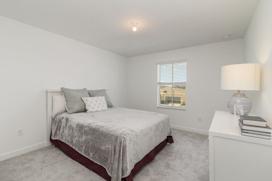 Building Photo - 699 Veridian Cir NW