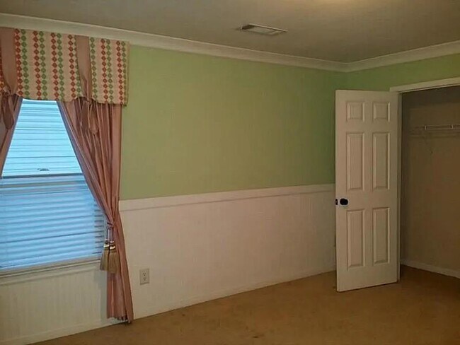 Building Photo - 4225 Brumby Ln