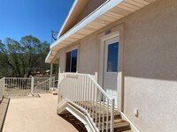 Building Photo - 2 Bed 2 Bath Apartment *UTILITIES INCLUDED*