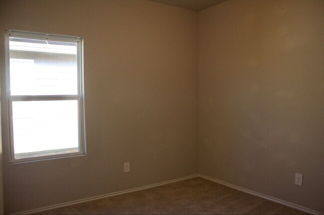 Building Photo - Butterfield Ranch