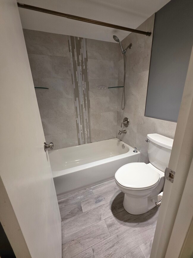 Building Photo - 2312 S Cypress Bend Dr