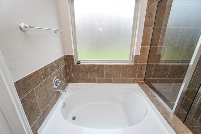 Building Photo - 31 Indian Palms Dr