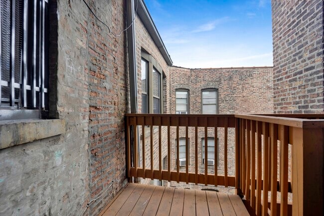 Building Photo - 6225 S Dorchester Ave