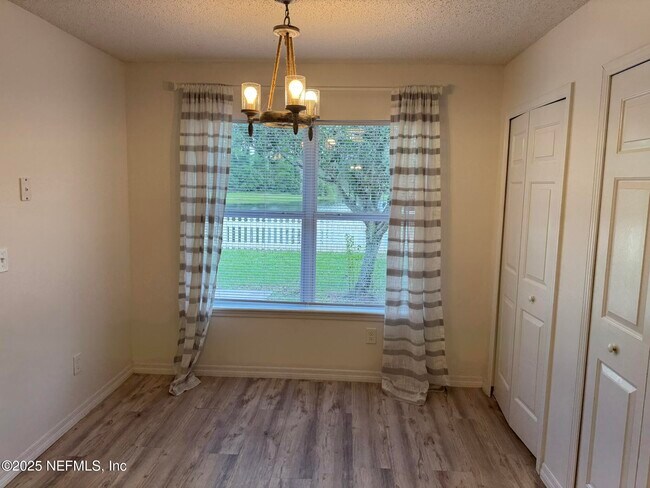Building Photo - 96676 Commodore Point Dr