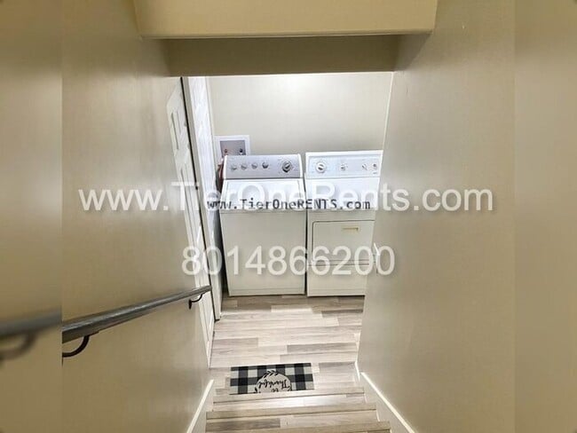 Building Photo - This property offers a NO DEPOSIT option a...