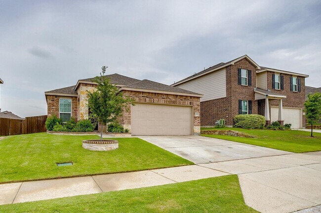Building Photo - Beautiful Home in Highly Desired Sunset Po...