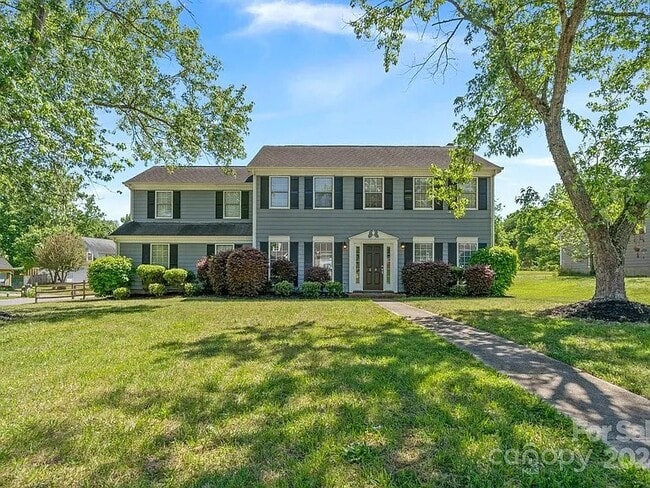 Building Photo - 2016 Teresa Jill Dr