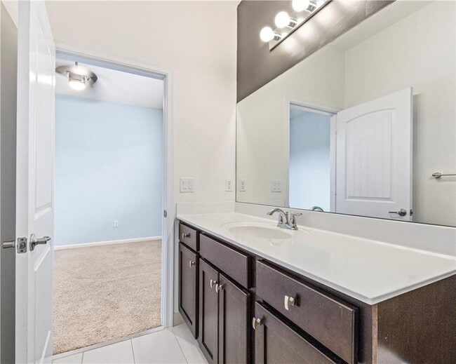 Building Photo - 4230 N Dixie Hwy